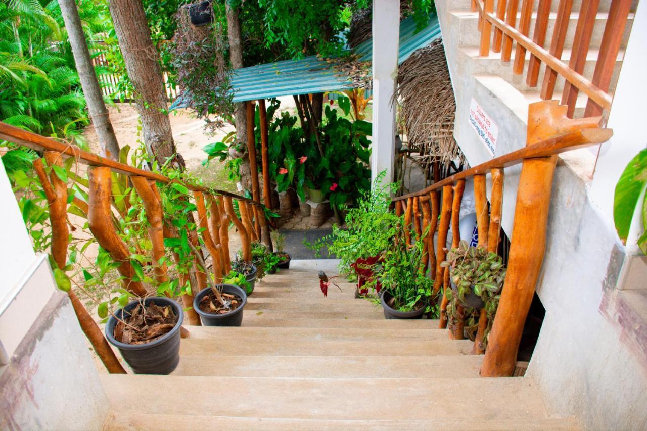 Turtle Paradise Тангалла Экстерьер фото